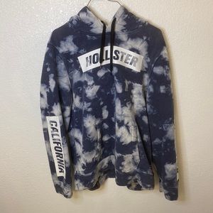 XL Hollister blue white tie die shirt.